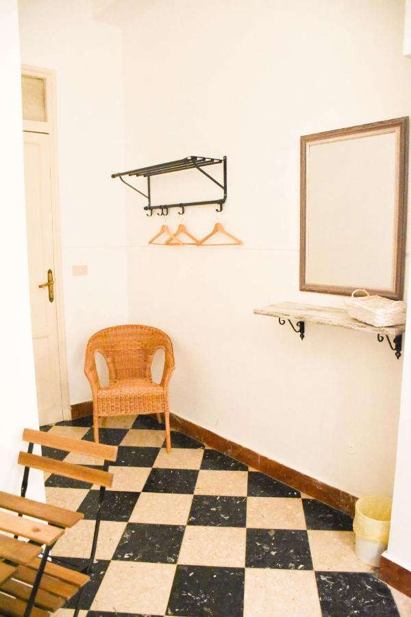 Casa Jolanda B&B Palermo Exteriör bild
