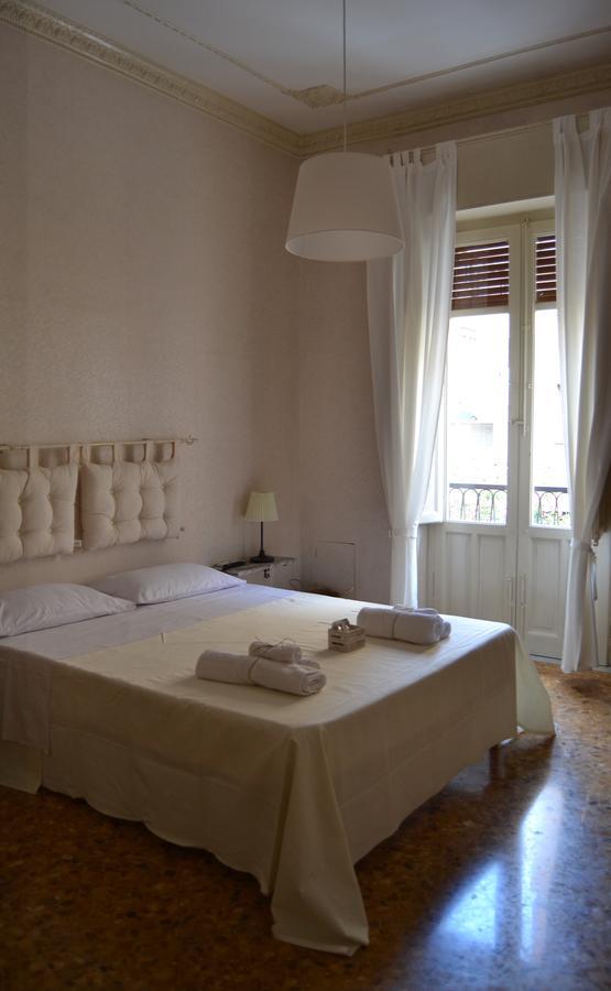 Casa Jolanda B&B Palermo Exteriör bild